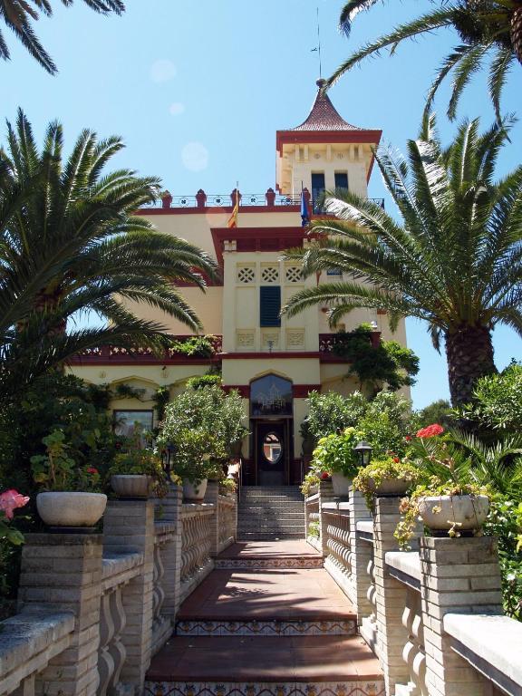 Hotel Hostal Del Sol Сан-Фелиу-де-Гишольс Экстерьер фото